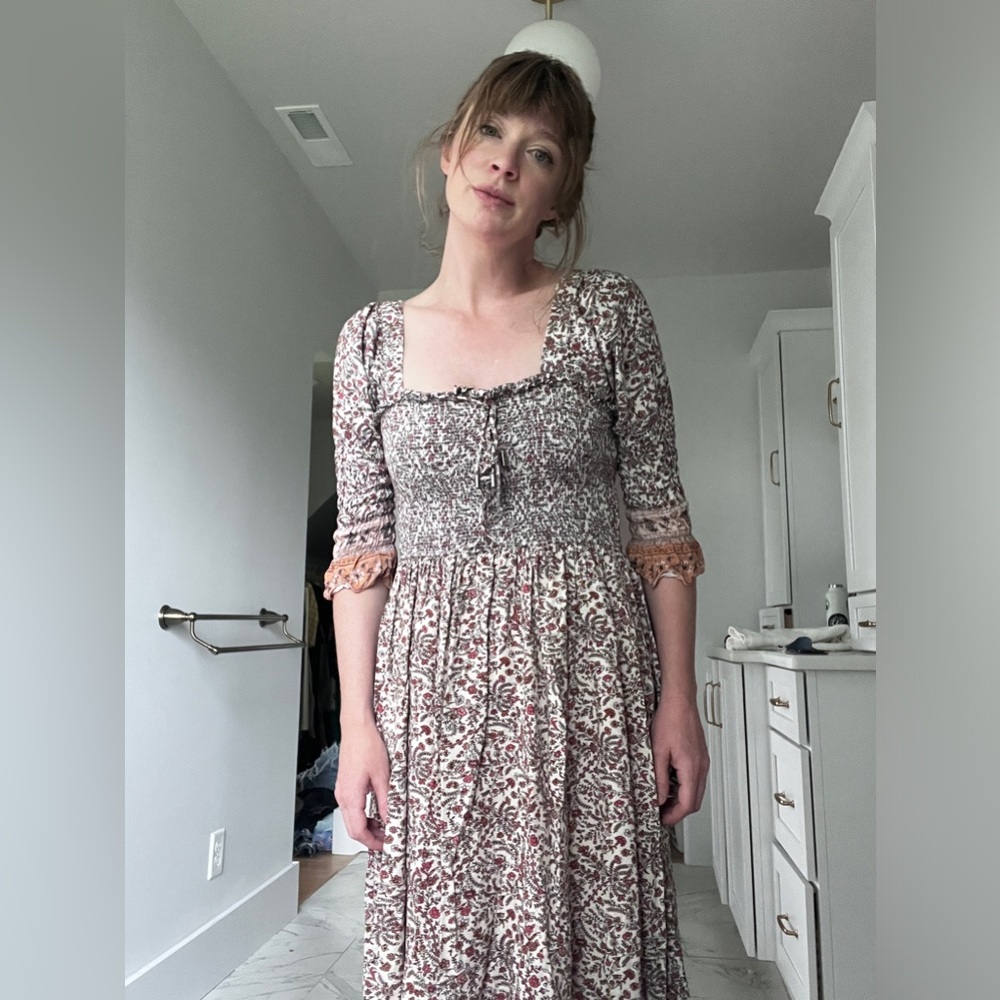 Bl_nk romantic midi dress - Picture 11 of 14